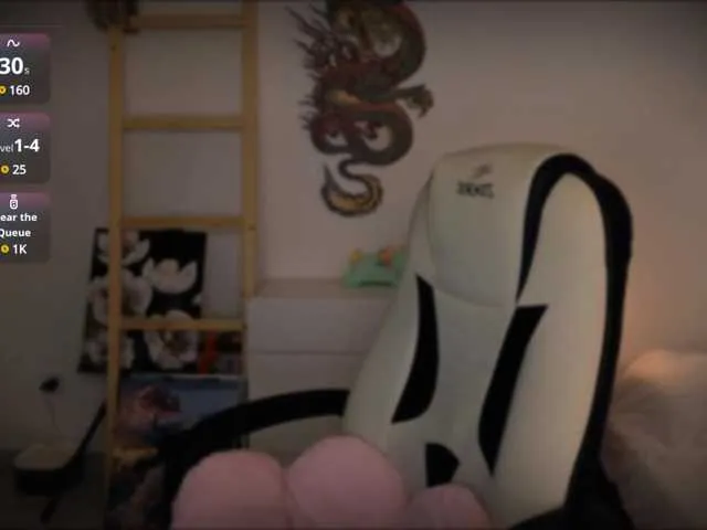 Live sex webcam photo for CamelliaMoon #290969544