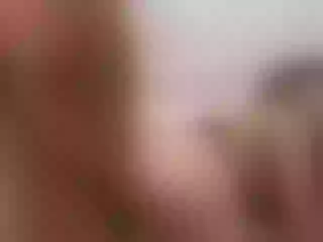 Live sex webcam photo for CameronAndKim #272084661