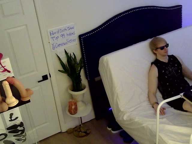 Live sex webcam photo for CameronFoster #291695107