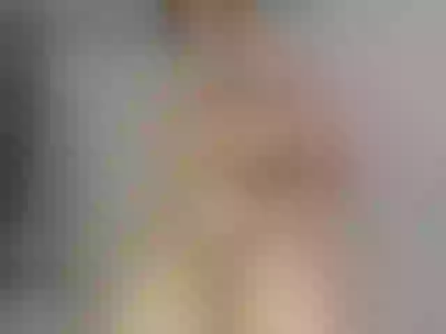 Live sex webcam photo for Cami-Hot1 #275794852