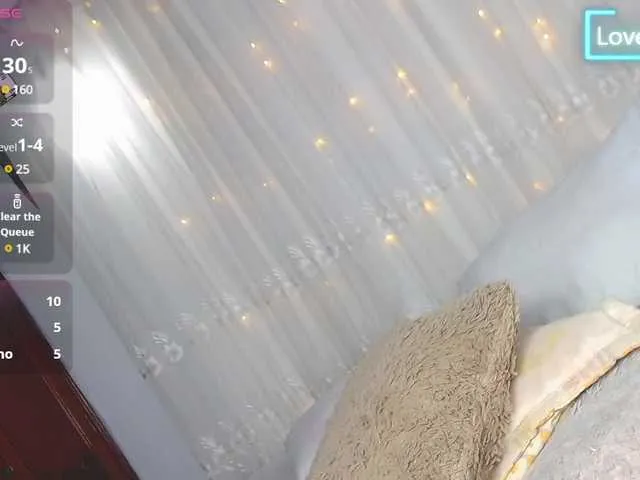 Live sex webcam photo for Cami-Hot1 #290720464