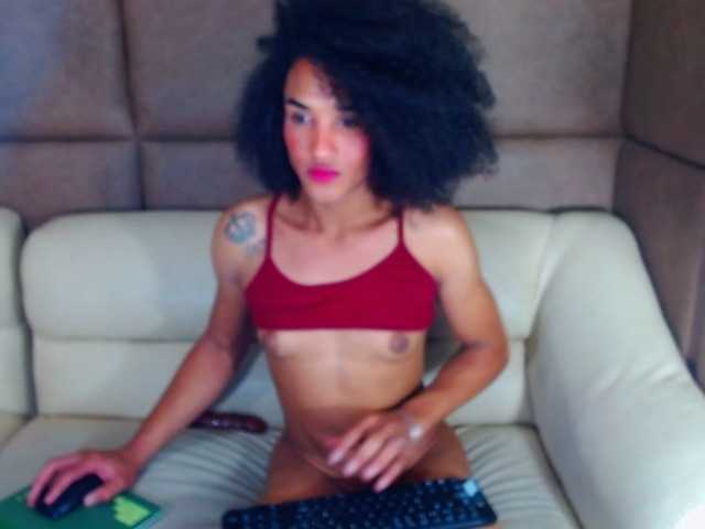 Live sex webcam photo for CamiGill #274294728