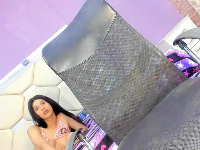 Live sex webcam photo for Camila-parkers #291159350