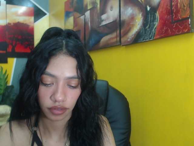 Live sex webcam photo for Camila-skinnyy #278150076