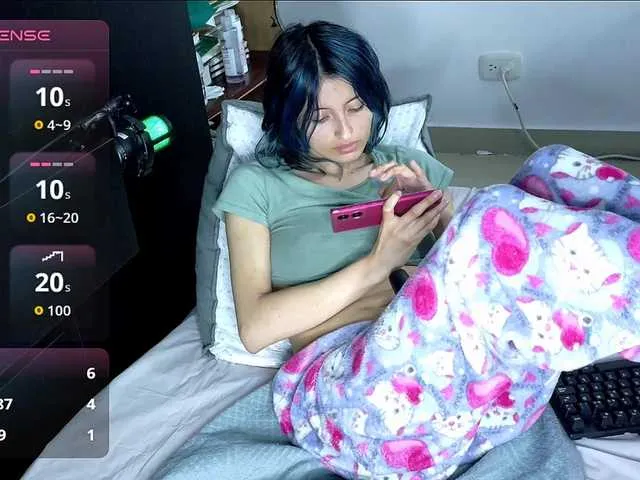 Live sex webcam photo for Camila05torres #291661034