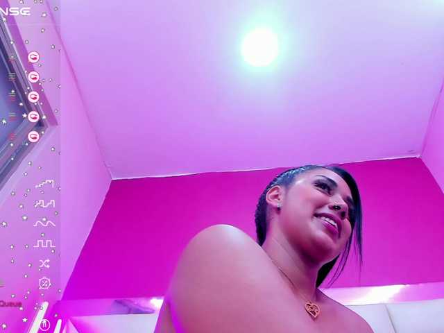 Live sex webcam photo for CamilaBlum #276297727