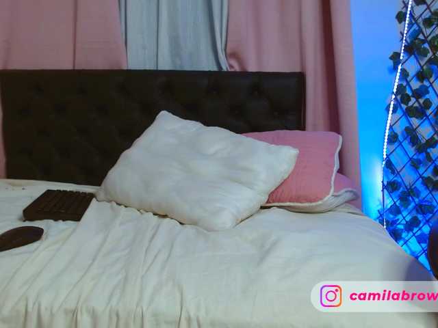 Live sex webcam photo for CamilaBrown #276470095