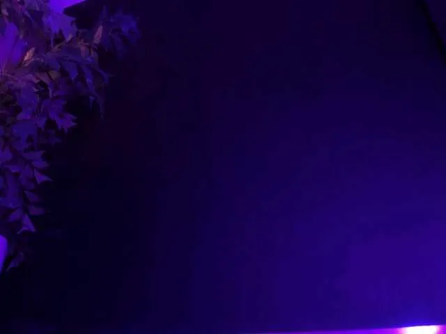 Live sex webcam photo for Camilamonroe #272593805