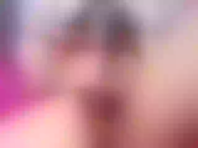 Live sex webcam photo for CamilaWood #272757756