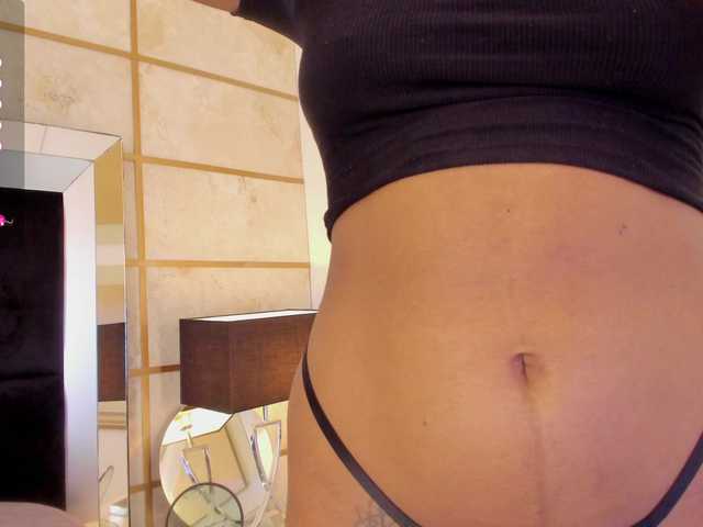 Live sex webcam photo for Camilafoox #277852213