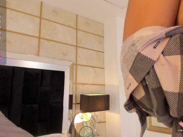 Live sex webcam photo for Camilafoox #277894780