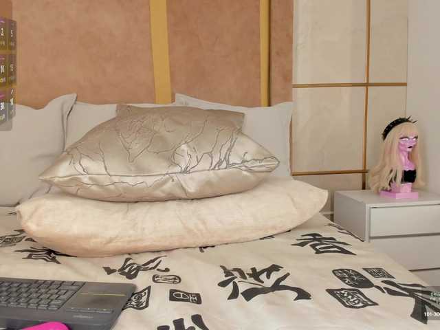 Live sex webcam photo for Camilafoox #290336485