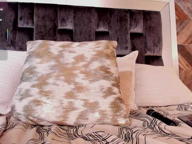 Live sex webcam photo for Camilafoox #291190016