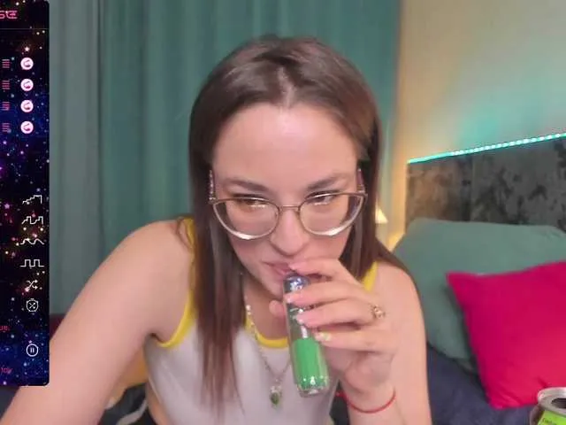 Live sex webcam photo for Camilla-One #276236159