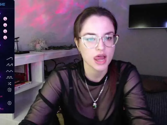 Live sex webcam photo for Camilla-One #276328890