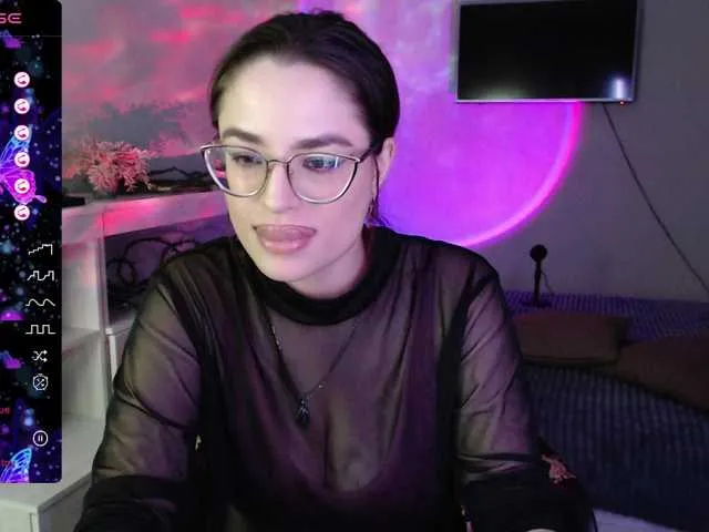 Live sex webcam photo for Camilla-One #276398053