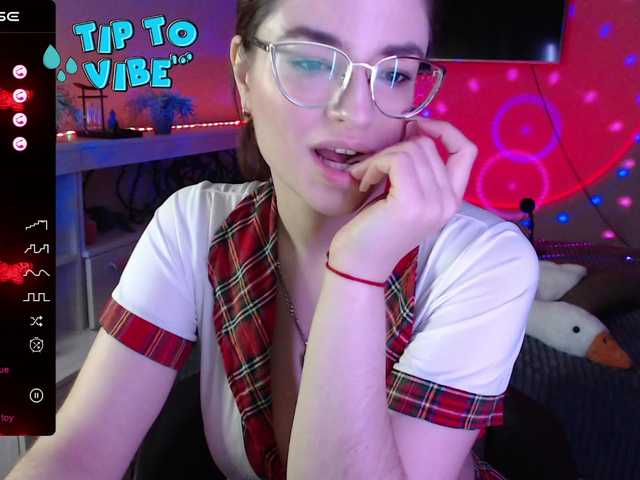 Live sex webcam photo for Camilla-One #276641632