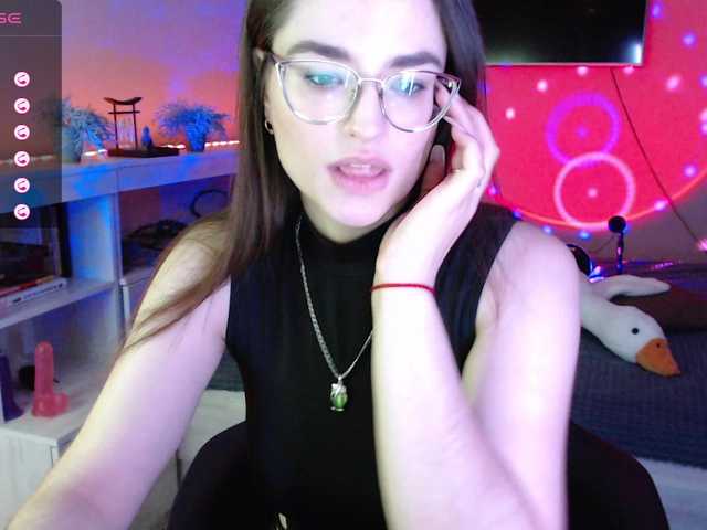 Live sex webcam photo for Camilla-One #276666762