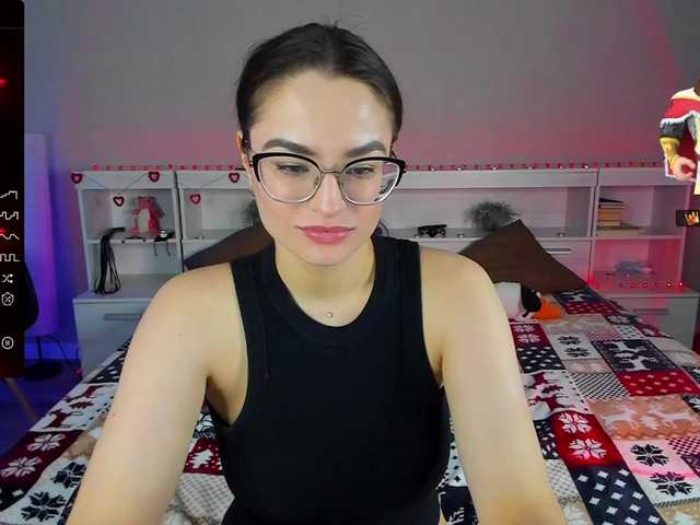 Live sex webcam photo for Camilla-One #277393574