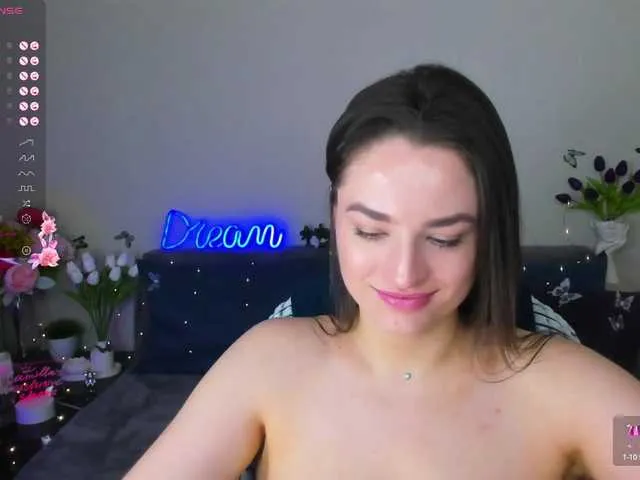 Live sex webcam photo for Camilla-One #290929420