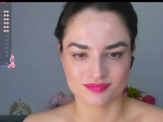 Live sex webcam photo for Camilla-One #291608182