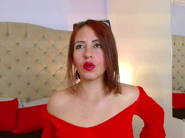 Live sex webcam photo for CamilleGomez #276906047