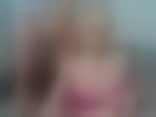 Live sex webcam photo for Cand1ce #292562392