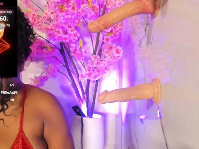 Live sex webcam photo for Candaceowens #291972262