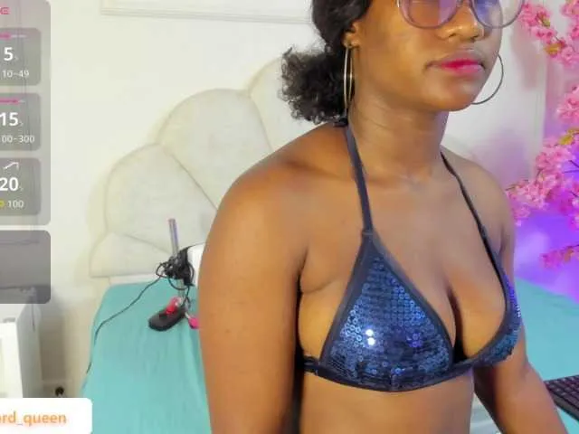 Live sex webcam photo for Candaceowens #292189301
