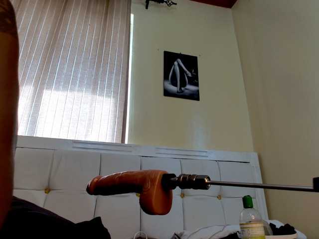 Live sex webcam photo for Candbody #292346094