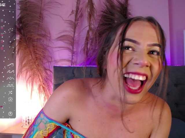 Live sex webcam photo for CANDY-MOONN #276317105