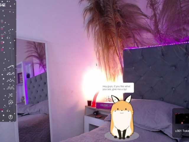 Live sex webcam photo for CANDY-MOONN #276476234