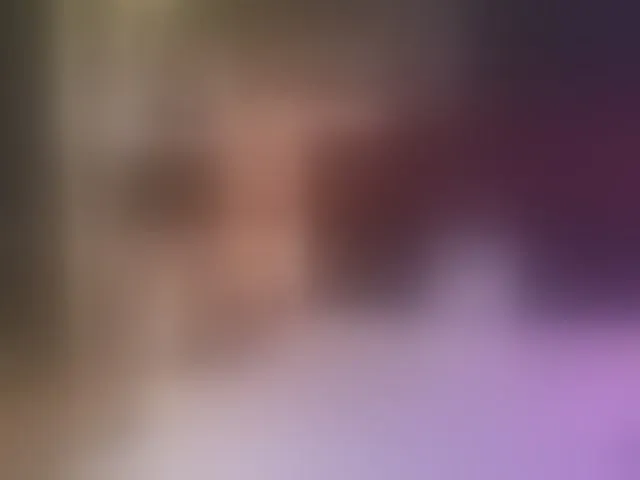 Live sex webcam photo for CandyBigbooty #293422423