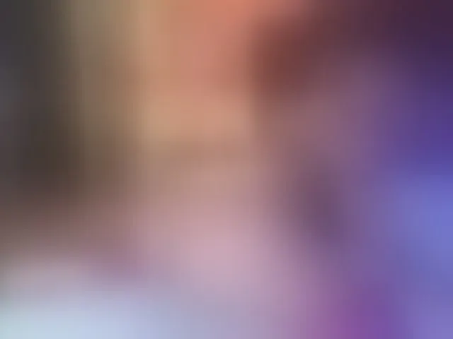 Live sex webcam photo for CandyBigbooty #293557316