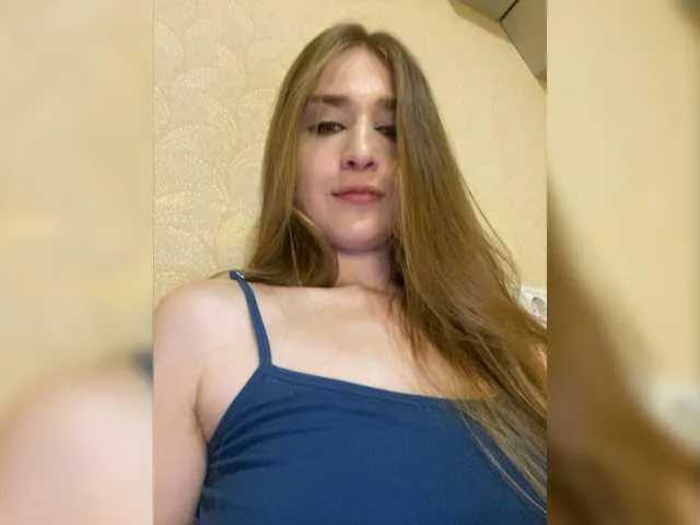 Live sex webcam photo for CandyBoom #275617860