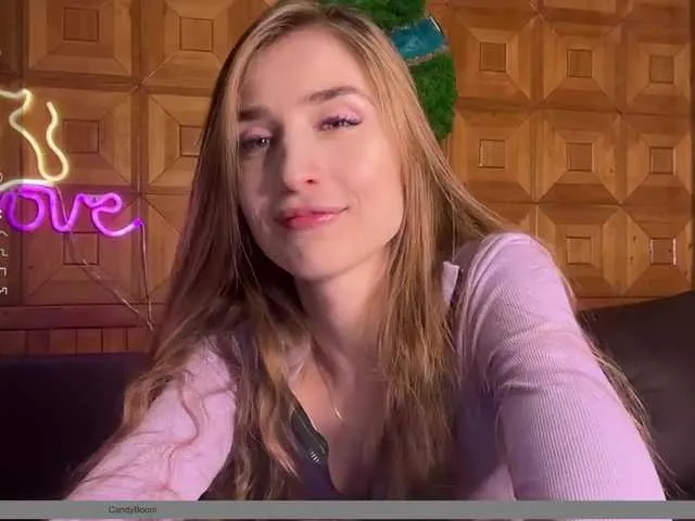 Live sex webcam photo for CandyBoom #290304856