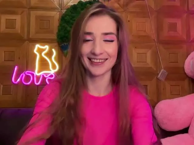 Live sex webcam photo for CandyBoom #290817786