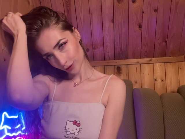 Live sex webcam photo for CandyBoom #291325677