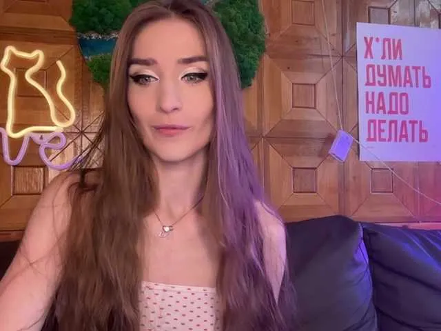 Live sex webcam photo for CandyBoom #291726568