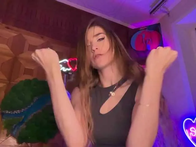 Live sex webcam photo for CandyBoom #291863780