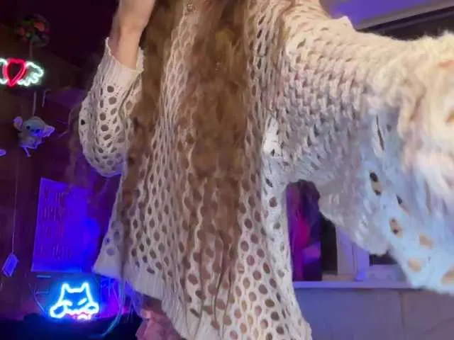 Live sex webcam photo for CandyBoom #291876221