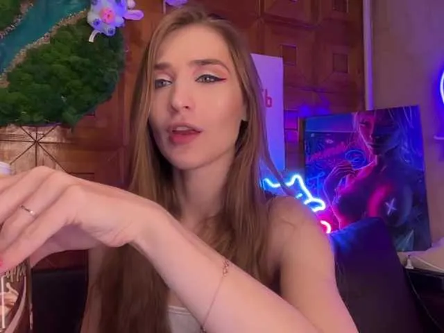 Live sex webcam photo for CandyBoom #291964545