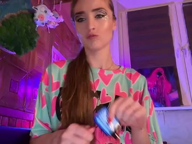 Live sex webcam photo for CandyBoom #292038388