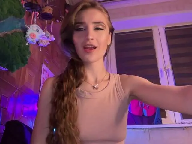 Live sex webcam photo for CandyBoom #292125653