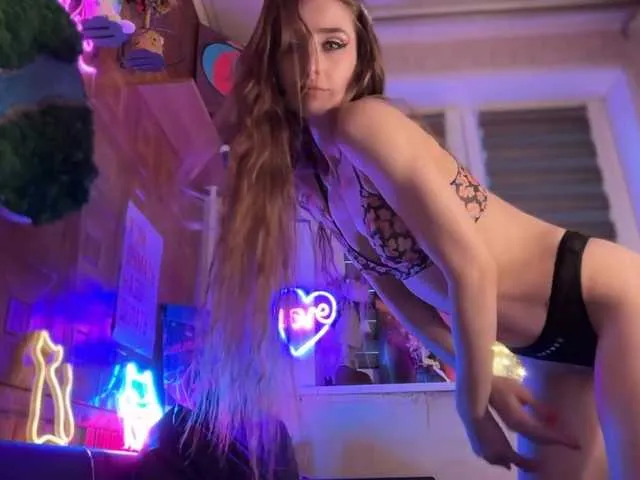 Live sex webcam photo for CandyBoom #292733229