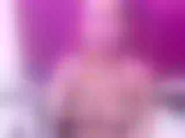 Live sex webcam photo for CandyBron #278106157