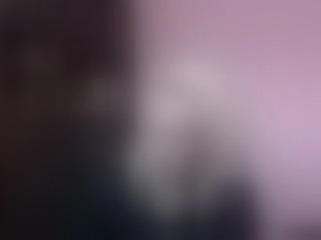 Live sex webcam photo for CandyHellenx #293404081
