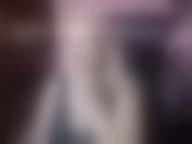 Live sex webcam photo for CandyHellenx #293569281