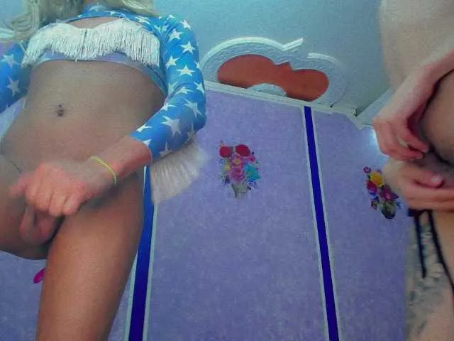 Live sex webcam photo for CandyMonn #274446119