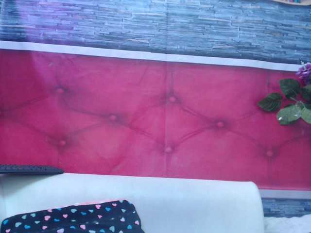 Live sex webcam photo for CannelleX #290319030